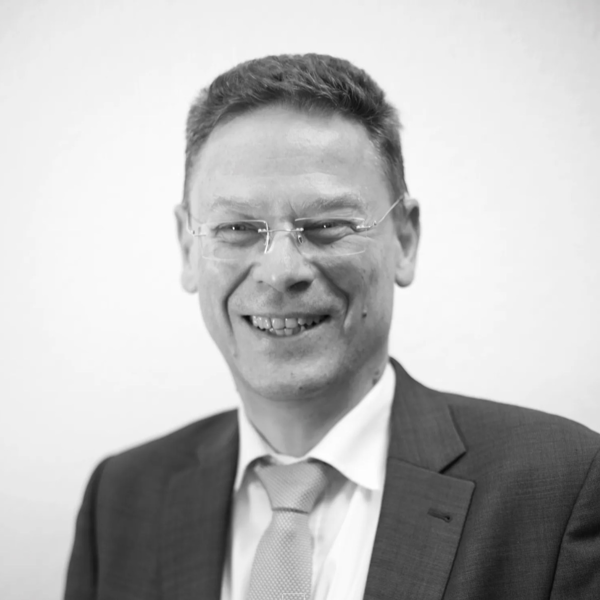 Rechtsanwalt Heiko Neuhausen – Gründungspartner bei Rechtsanwälte Bauer und Kollegen in Frankfurt am Main